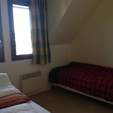 Apartment Centre *