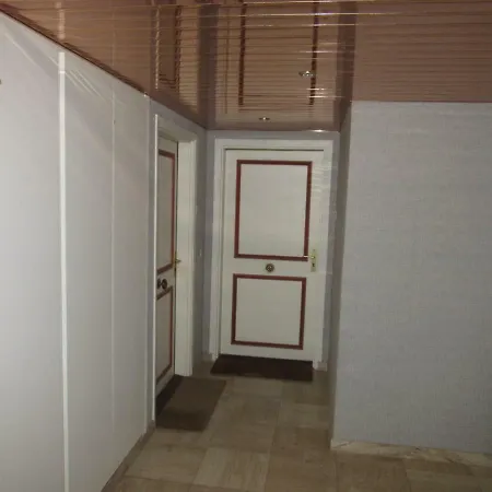 Centre Apartment *